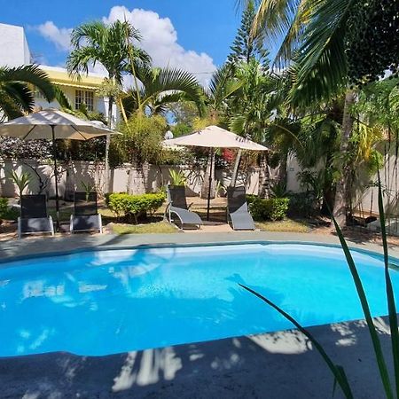 Explora Prestige Bed & Breakfast Blue Bay Exterior photo